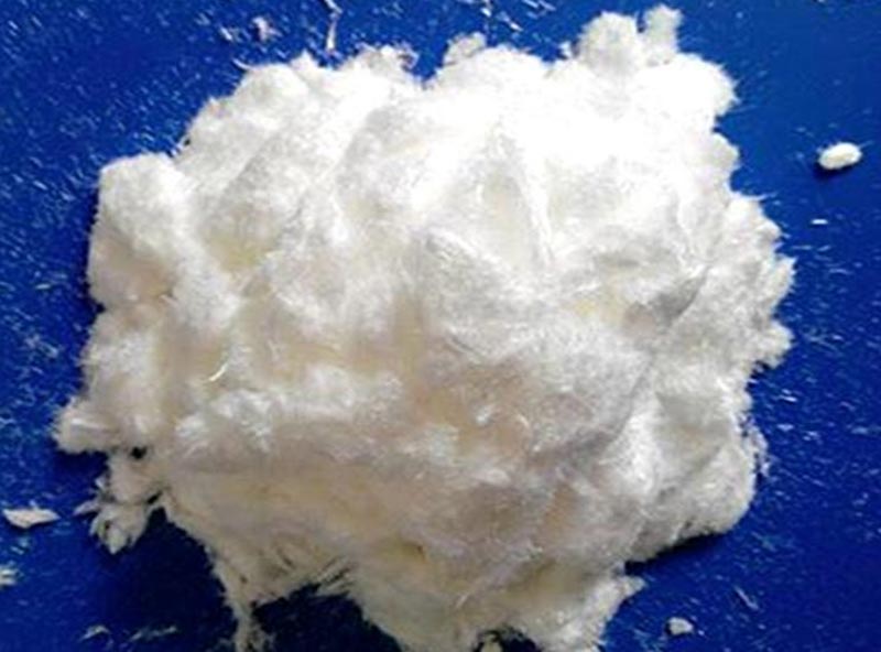 用酒精制作溶劑的反應(yīng)，換成普通飲用酒的反應(yīng)會(huì)怎樣呢？